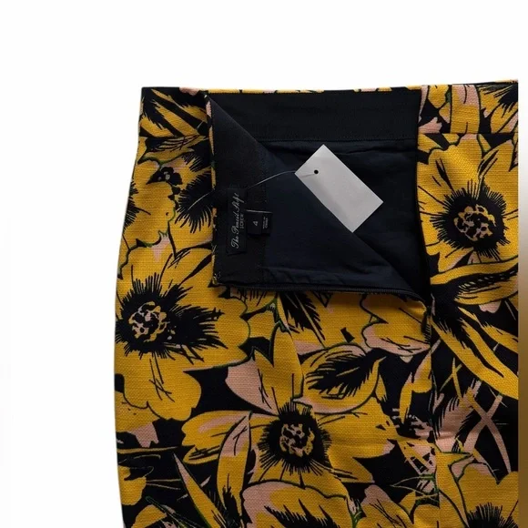 NWT J. Crew Floral Yellow Pencil Skirt Size 4 - Picture 4 of 9